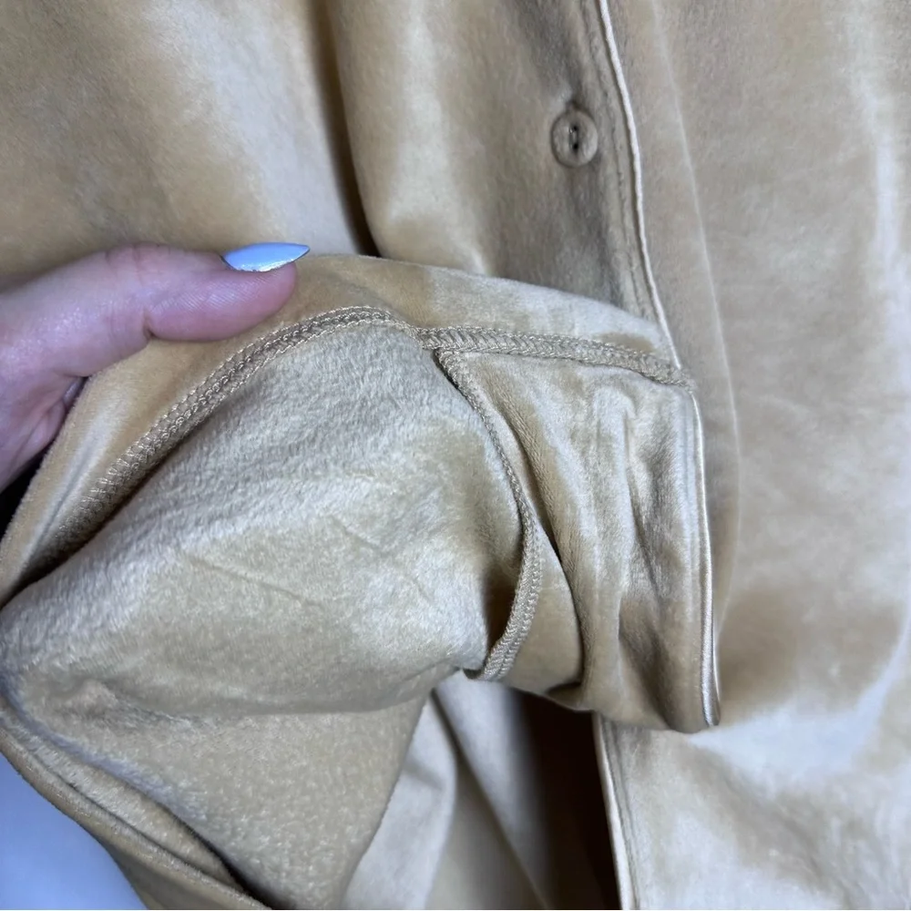 SKIMS Velour Long Sleeve Sleep Shirt Honey Medium NWT Soft Lounge Pajama Top - Picture 11 of 13